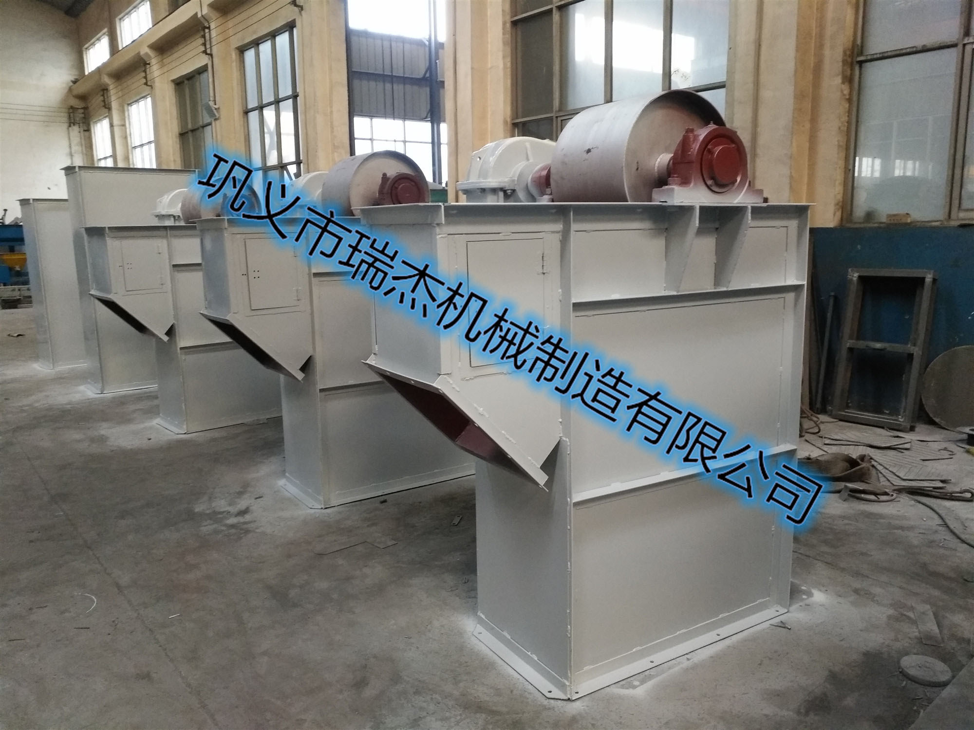 皮帶式斗提機頭部